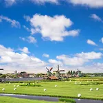 Farmer Farmyard Stays, Sleep Easy, Rural, Explore *