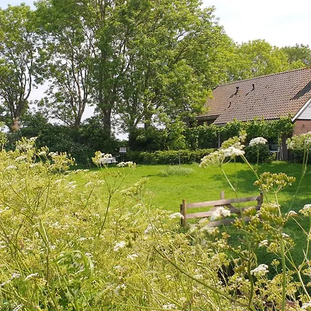 Farmer Farmyard Stays, Sleep Easy, Rural, Explore