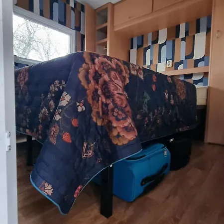 Farmer Farmyard Stays, Sleep Easy, Rural, Explore Campsite Amsterdam