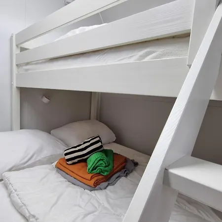 Kemping Farmer Farmyard Stays, Sleep Easy, Rural, Explore *