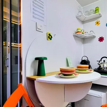 Farmer Farmyard Stays, Sleep Easy, Rural, Explore Camping *