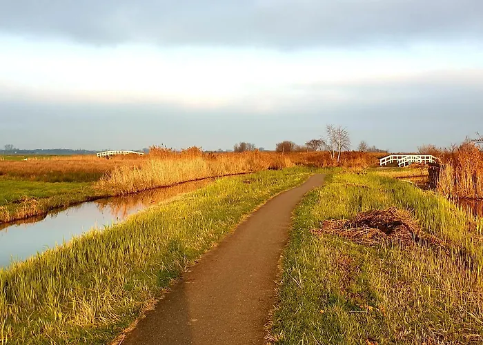 Farmer Farmyard Stays, Sleep Easy, Rural, Explore