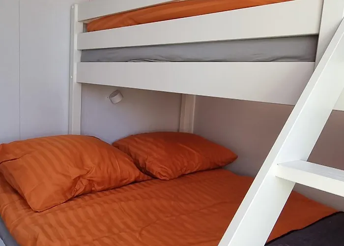 营地 Farmer Farmyard Stays, Sleep Easy, Rural, Explore