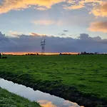Farmer Farmyard Stays, Sleep Easy, Rural, Explore * Amsterdam