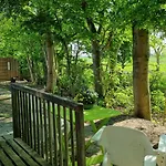 Campingplads Farmer Farmyard Stays, Sleep Easy, Rural, Explore *