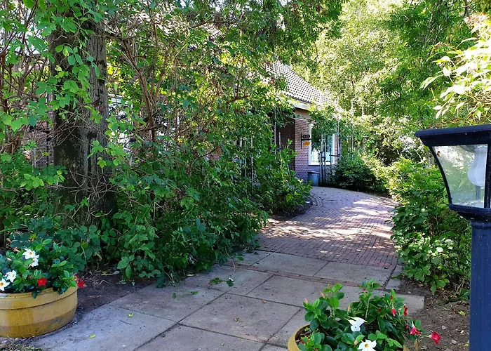 Farmer Farmyard Stays, Sleep Easy, Rural, Explore *